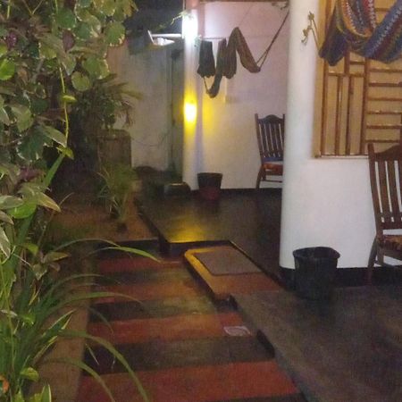 Beach Cab Resort Arugam Bay Buitenkant foto