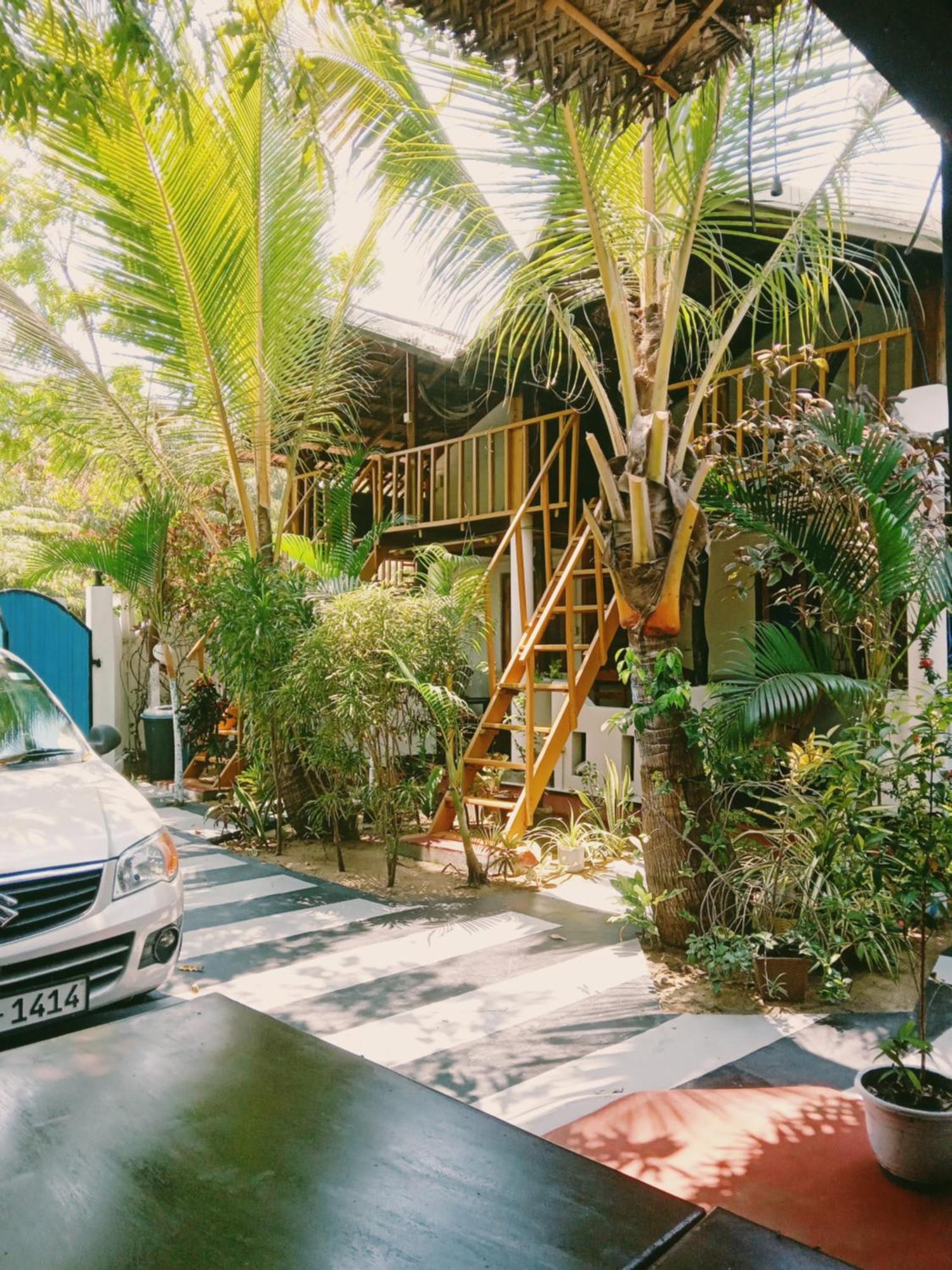 Beach Cab Resort Arugam Bay Buitenkant foto